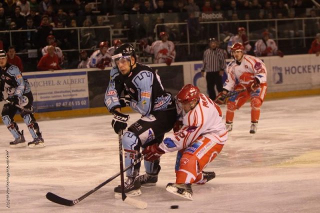 Photo hockey match Tours  - Valence le 17/11/2012