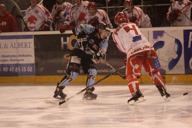 Photo hockey match Tours  - Valence le 17/11/2012