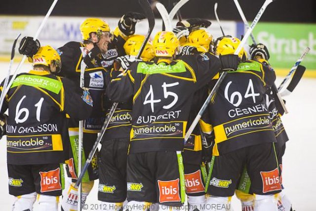 Photo hockey match Strasbourg  - Grenoble  le 18/11/2012