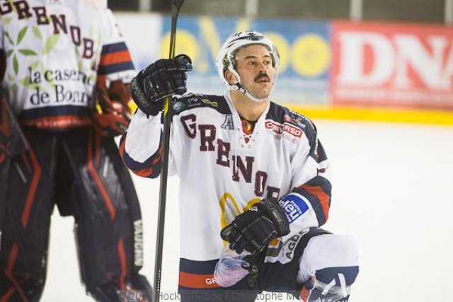 Photo hockey match Strasbourg  - Grenoble  le 18/11/2012