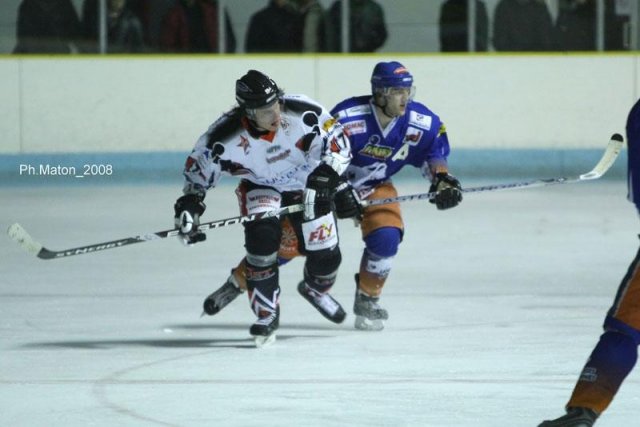Photo hockey reportage Clermont fait de la résistance