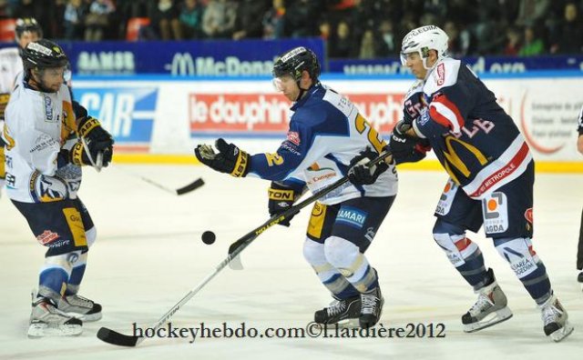 Photo hockey match Grenoble  - Chamonix  le 24/11/2012