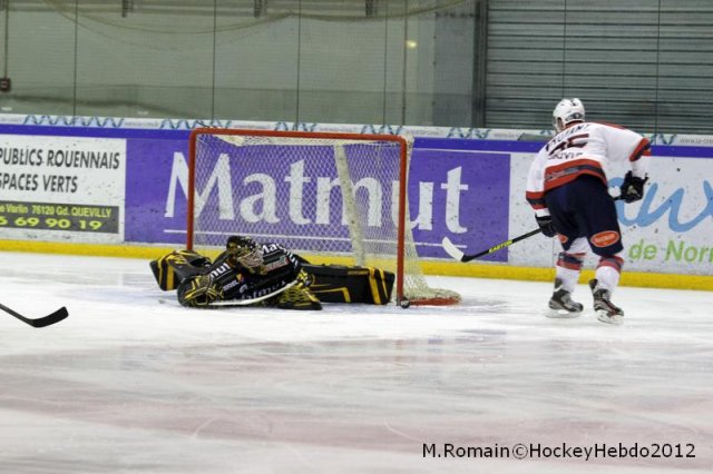 Photo hockey match Rouen - Grenoble  le 04/12/2012