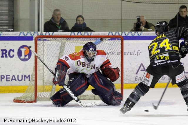 Photo hockey match Rouen - Grenoble  le 04/12/2012