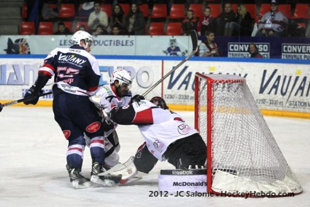 Photo hockey match Grenoble  - Briançon  le 08/12/2012