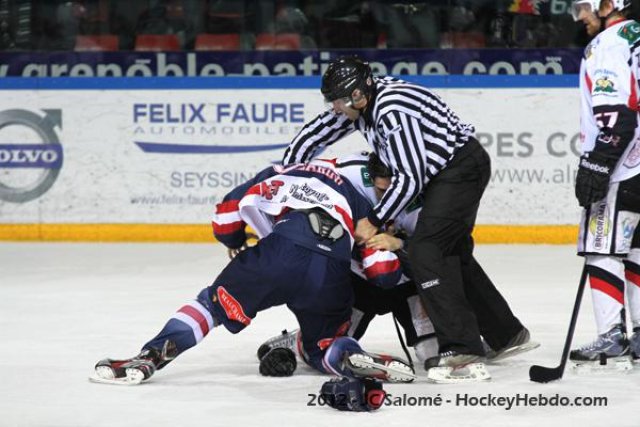 Photo hockey match Grenoble  - Briançon  le 08/12/2012