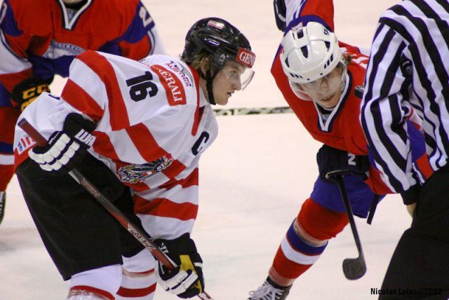 Photo hockey reportage CM U20 : Démonstration nordique