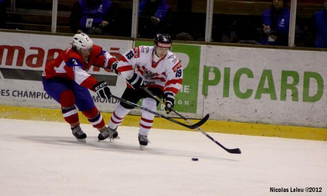 Photo hockey reportage CM U20 : Démonstration nordique