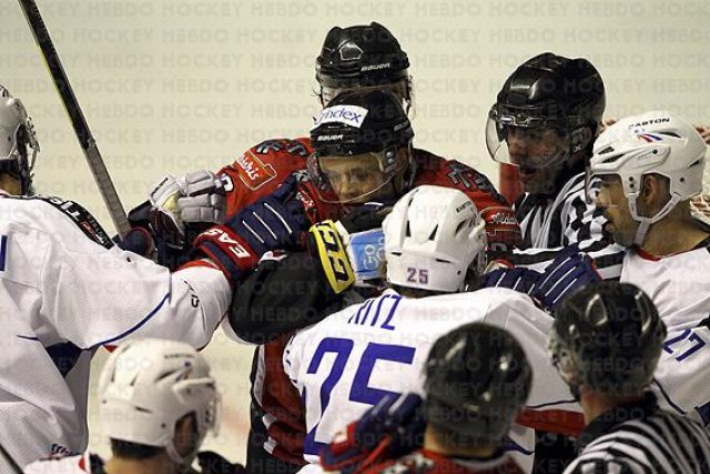 Photo hockey reportage EIHC : France vs Lettonie en images