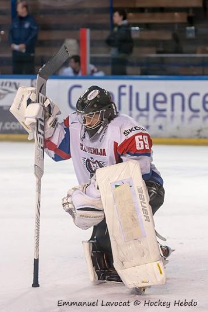 Photo hockey reportage EIHC : Slovénie-Lettonie  EN ATTENTE