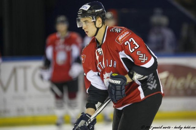 Photo hockey reportage EIHC : Slovénie-Lettonie  EN ATTENTE