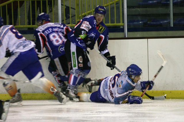 Photo hockey match Compiègne - Clermont-Ferrand le 08/12/2012