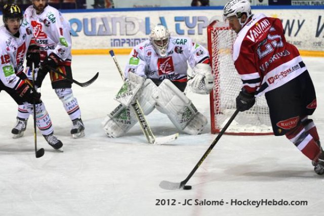 Photo hockey match Grenoble  - Amiens  le 19/12/2012