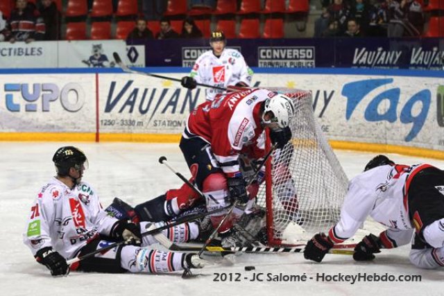 Photo hockey match Grenoble  - Amiens  le 19/12/2012