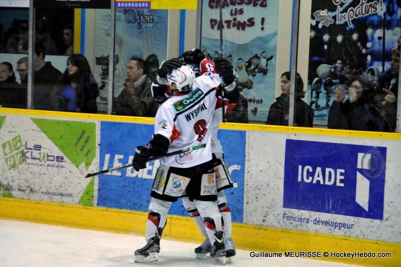Dijon  2 - 5 Briançon 