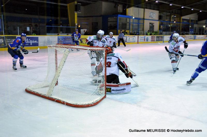 Dijon  2 - 5 Briançon 