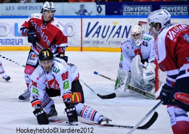 Photo hockey match Grenoble  - Amiens  le 19/12/2012
