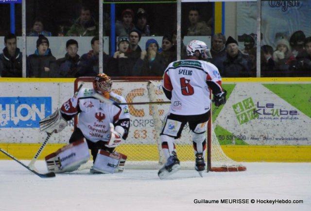 Photo hockey match Dijon  - Briançon  le 19/12/2012