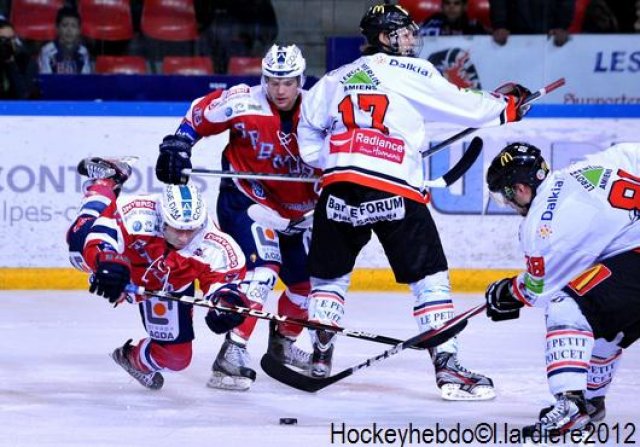 Photo hockey match Grenoble  - Amiens  le 19/12/2012