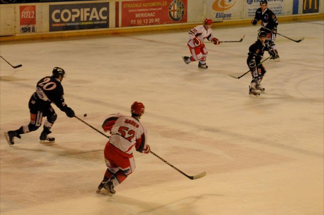 Photo hockey match Bordeaux - Courbevoie  le 22/12/2012