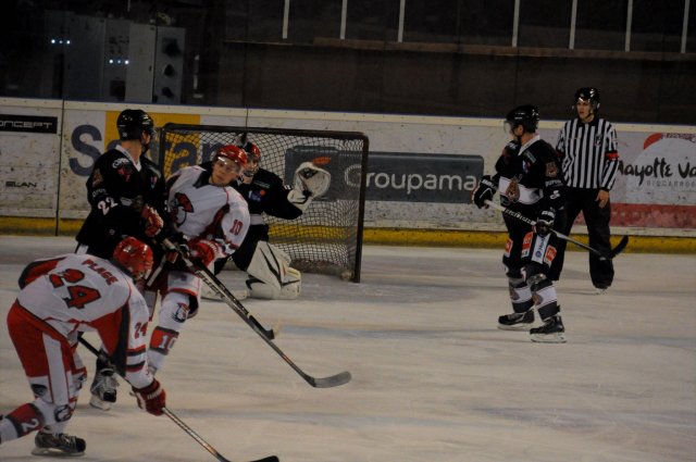Photo hockey match Bordeaux - Courbevoie  le 22/12/2012