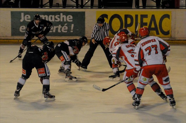 Photo hockey match Bordeaux - Courbevoie  le 22/12/2012