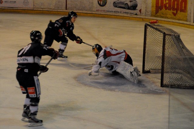 Photo hockey match Bordeaux - Courbevoie  le 22/12/2012