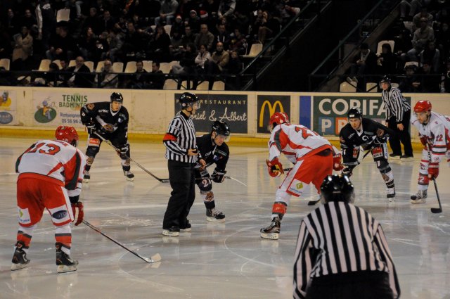 Photo hockey match Bordeaux - Courbevoie  le 22/12/2012