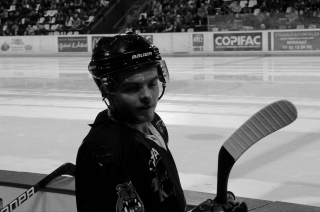 Photo hockey match Bordeaux - Courbevoie  le 22/12/2012