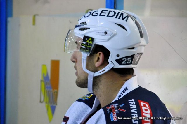 Photo hockey match Dijon  - Grenoble  le 22/12/2012