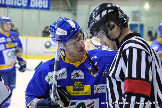Photo hockey match Dijon  - Grenoble  le 22/12/2012