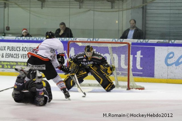 Photo hockey match Rouen - Amiens  le 22/12/2012