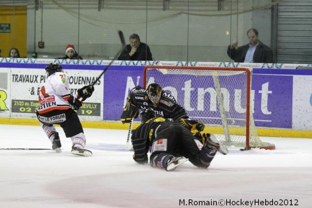 Photo hockey match Rouen - Amiens  le 22/12/2012