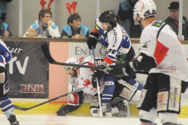 Photo hockey match Caen  - Briançon  le 29/12/2012