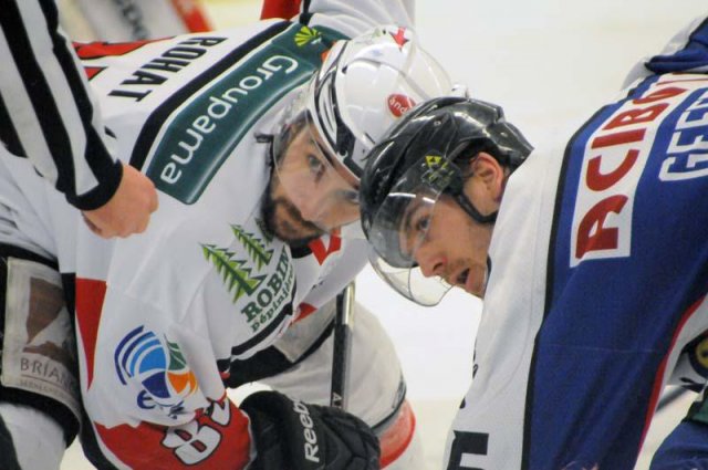 Photo hockey match Caen  - Briançon  le 29/12/2012