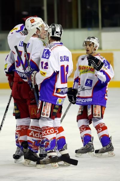 Chamonix  1 - 8 Epinal 