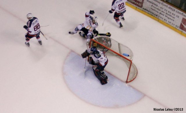 Photo hockey match Amiens  - Grenoble  le 04/01/2013