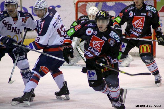 Photo hockey match Amiens  - Grenoble  le 04/01/2013