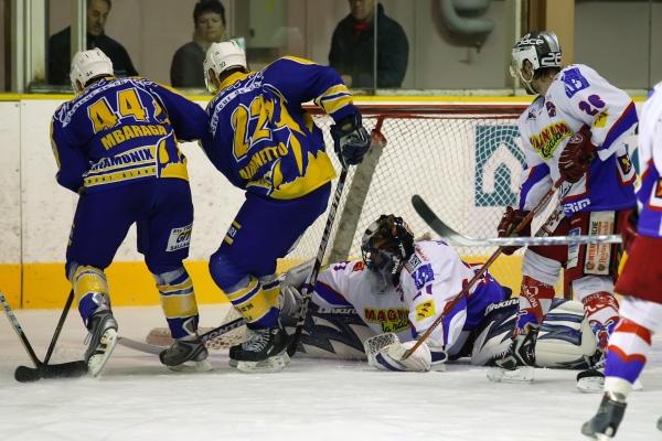 Chamonix  1 - 8 Epinal 