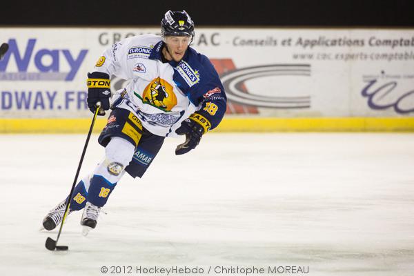 Strasbourg  3 - 7 Chamonix 