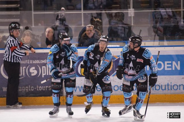 Photo hockey match Tours  - Courchevel-Méribel-Pralognan le 12/01/2013