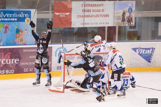 Photo hockey match Tours  - Courchevel-Méribel-Pralognan le 12/01/2013