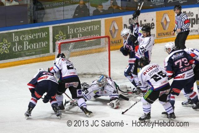 Photo hockey match Grenoble  - Caen  le 18/01/2013
