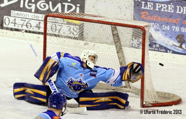 Photo hockey match Villard-de-Lans - Grenoble  le 20/01/2013