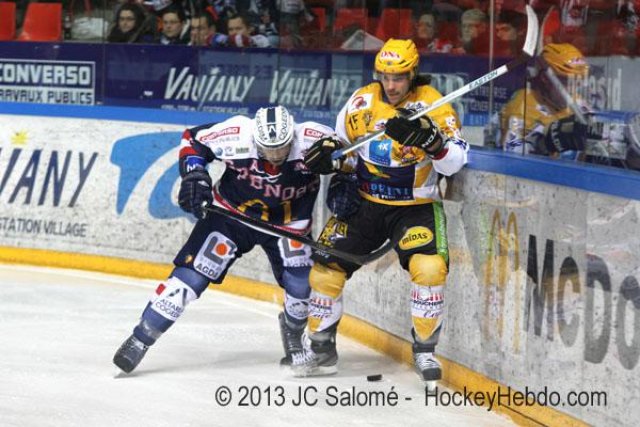Photo hockey match Grenoble  - Strasbourg  le 22/01/2013