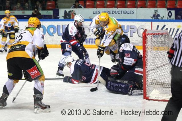 Photo hockey match Grenoble  - Strasbourg  le 22/01/2013