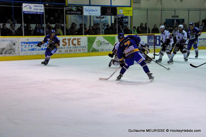 Dijon  6 - 4 Briançon 