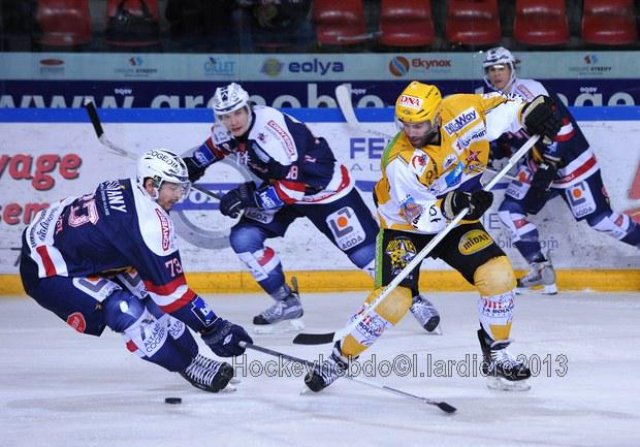 Photo hockey match Grenoble  - Strasbourg  le 22/01/2013