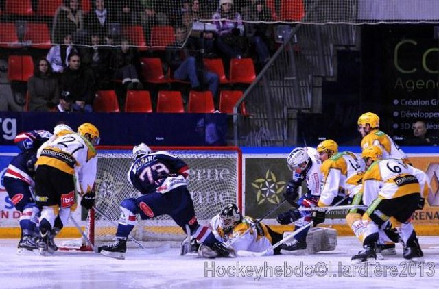 Photo hockey match Grenoble  - Strasbourg  le 22/01/2013