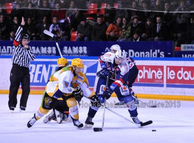Photo hockey match Grenoble  - Strasbourg  le 22/01/2013